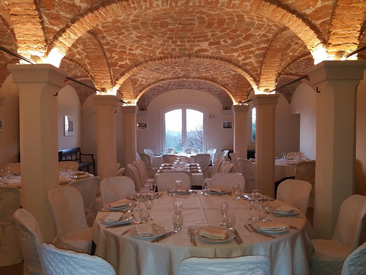קלדררה די רנו Locanda Del Toro מראה חיצוני תמונה